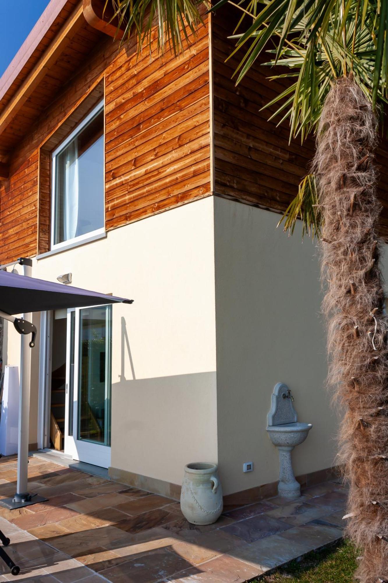 Mia Isola With Lake View, Garden And Swimming Pool Parzanica ภายนอก รูปภาพ