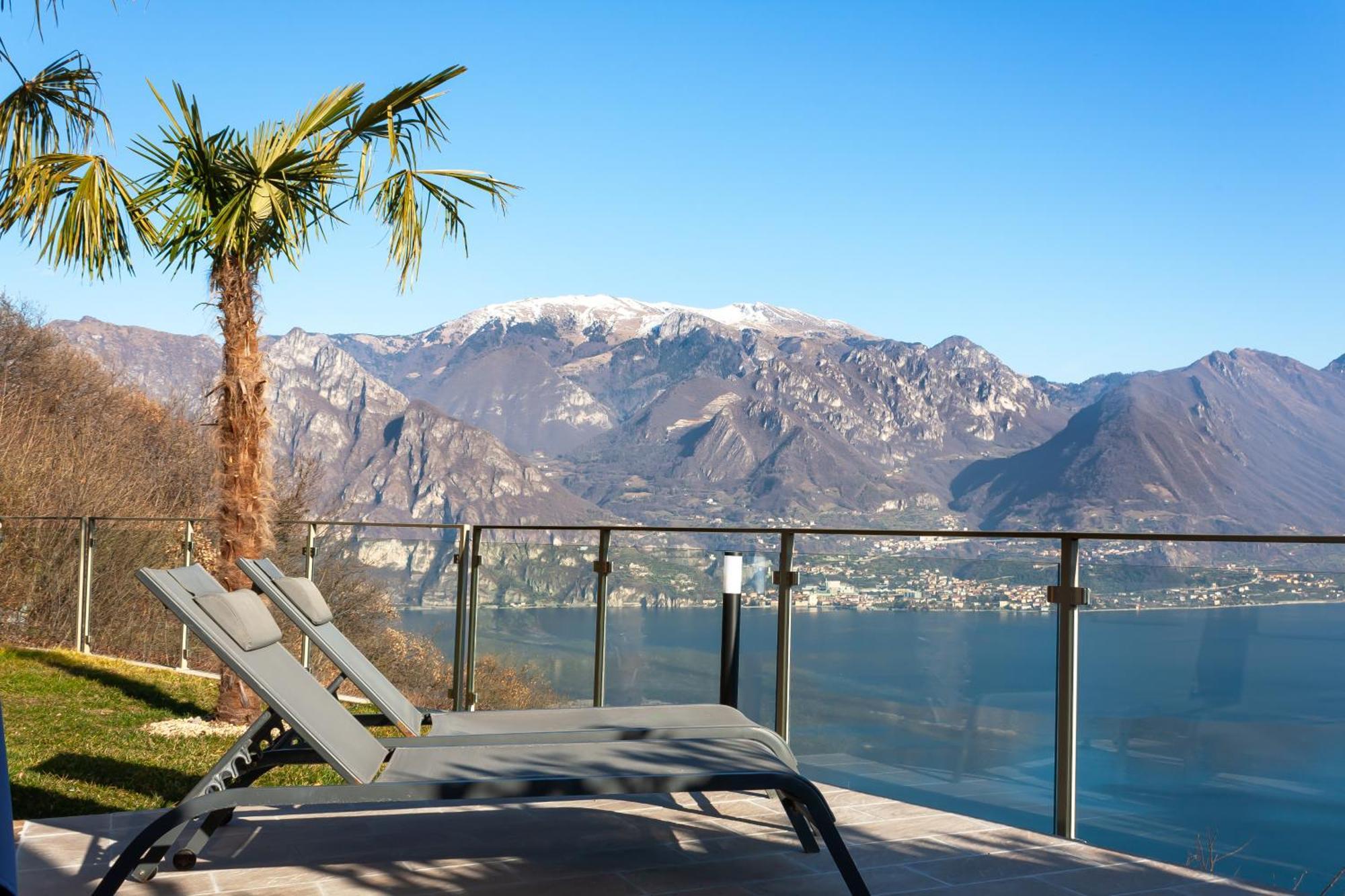 Mia Isola With Lake View, Garden And Swimming Pool Parzanica ภายนอก รูปภาพ