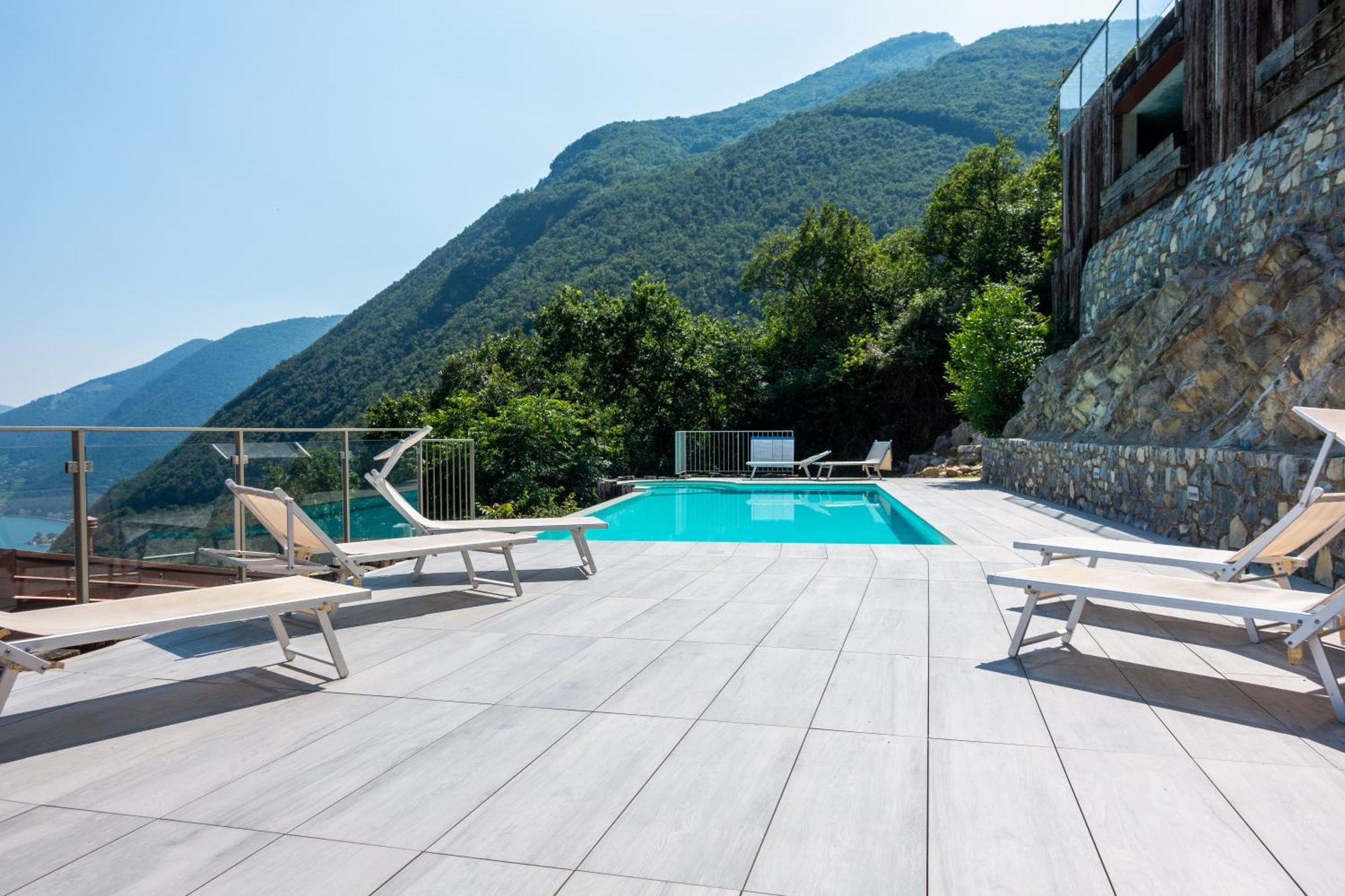 Mia Isola With Lake View, Garden And Swimming Pool Parzanica ภายนอก รูปภาพ
